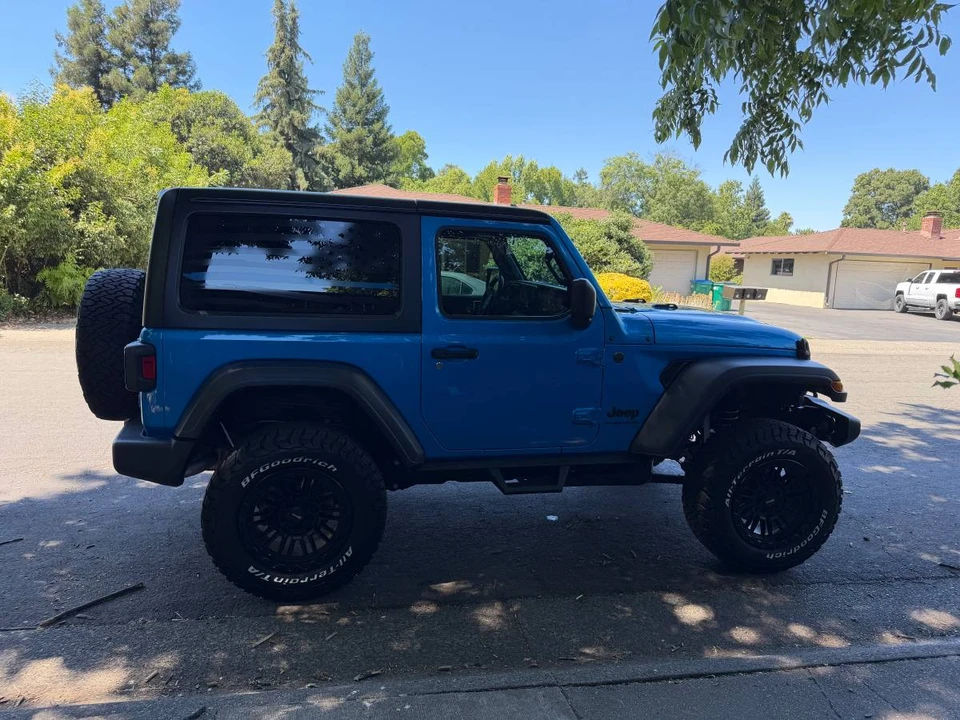 2026 Jeep JL Wrangler - Image 8 of 15