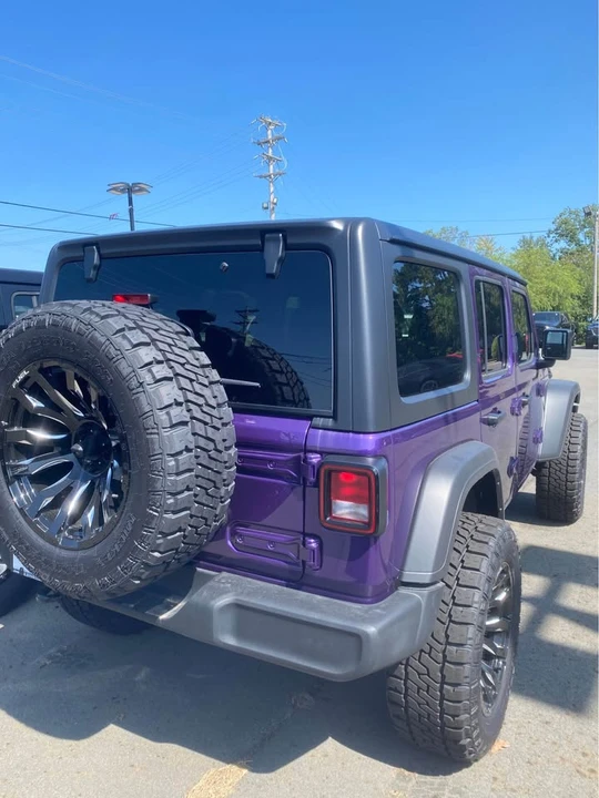 2026 Jeep JL Wrangler - Image 5 of 5