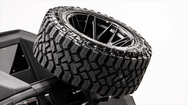 2026 Jeep JL Wrangler - Image 12 of 31