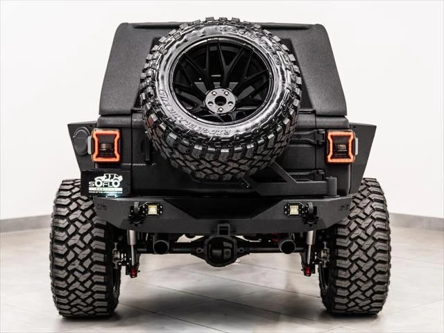 2026 Jeep JL Wrangler - Image 9 of 31