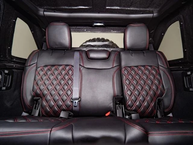 2026 Jeep JL Wrangler - Image 24 of 31
