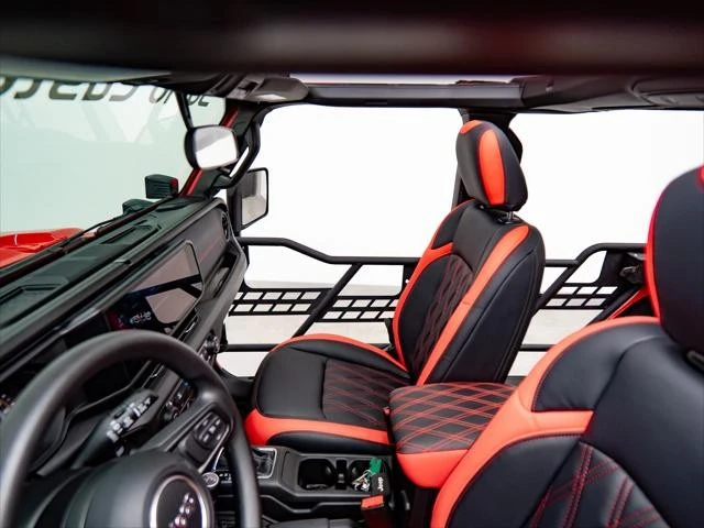 2026 Jeep JL Wrangler - Image 23 of 31