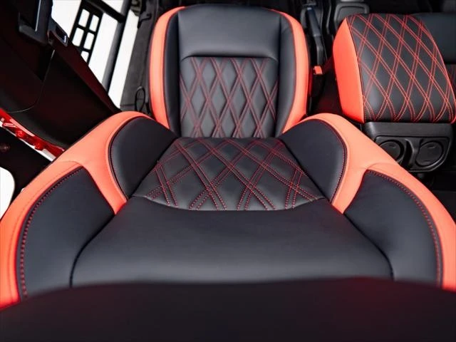2026 Jeep JL Wrangler - Image 18 of 31