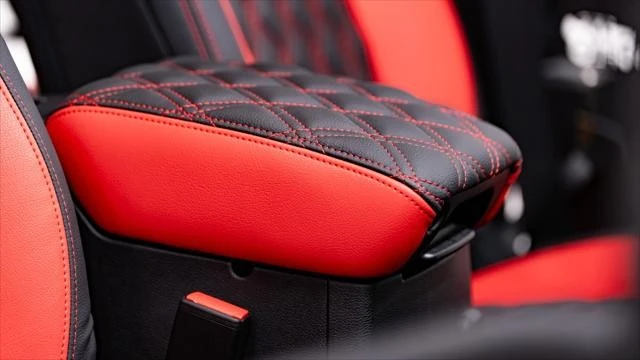2026 Jeep JL Wrangler - Image 24 of 29