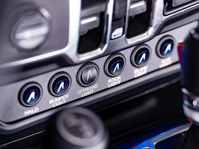 2026 Jeep JL Wrangler - Image 12 of 31