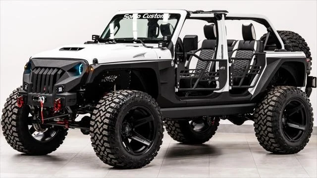 2026 Jeep JL Wrangler - Image 2 of 31
