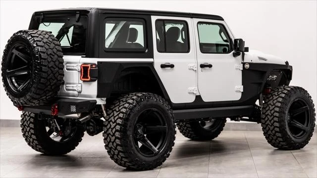 2026 Jeep JL Wrangler - Image 11 of 31