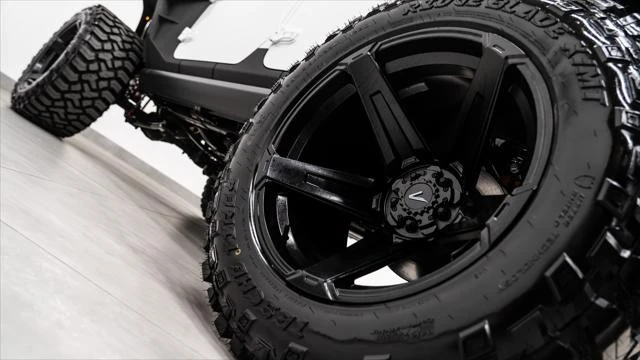 2026 Jeep JL Wrangler - Image 16 of 31