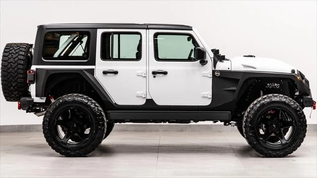 2026 Jeep JL Wrangler - Image 9 of 31
