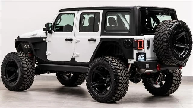 2026 Jeep JL Wrangler - Image 15 of 31