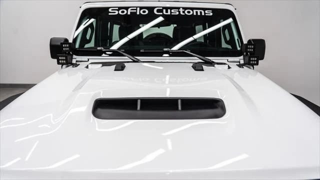 2026 Jeep JL Wrangler - Image 24 of 31