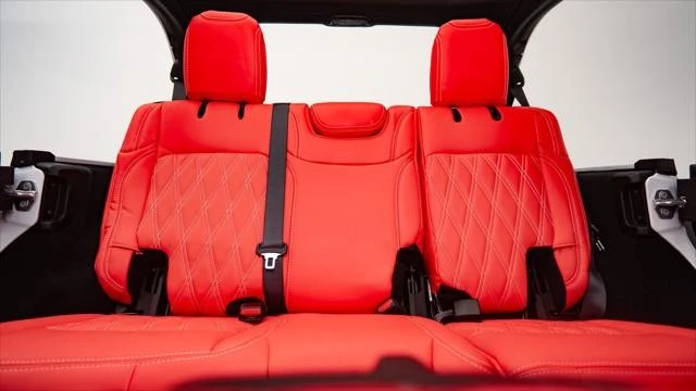 2026 Jeep JL Wrangler - Image 19 of 21
