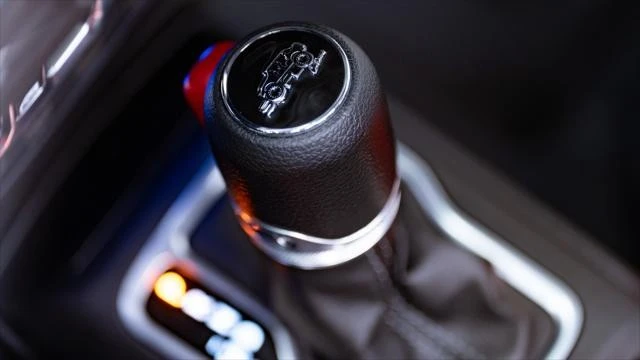 2026 Jeep JL Wrangler - Image 16 of 21