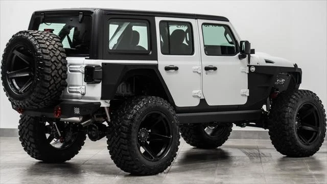 2026 Jeep JL Wrangler - Image 7 of 31