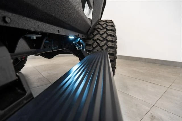 2026 Jeep JL Wrangler - Image 14 of 31