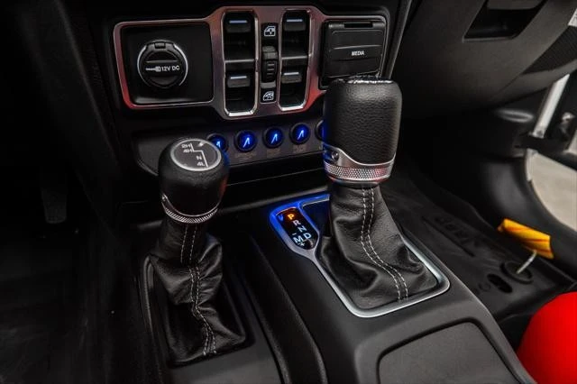 2026 Jeep JL Wrangler - Image 21 of 31