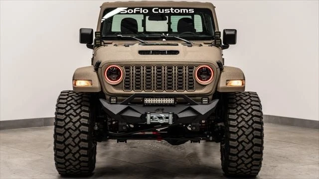 2026 Jeep JL Wrangler - Image 4 of 31