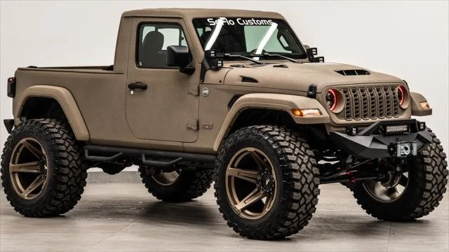 2026 Jeep JL Wrangler - Image 5 of 31