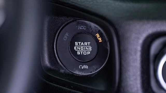 2026 Jeep JL Wrangler - Image 14 of 15