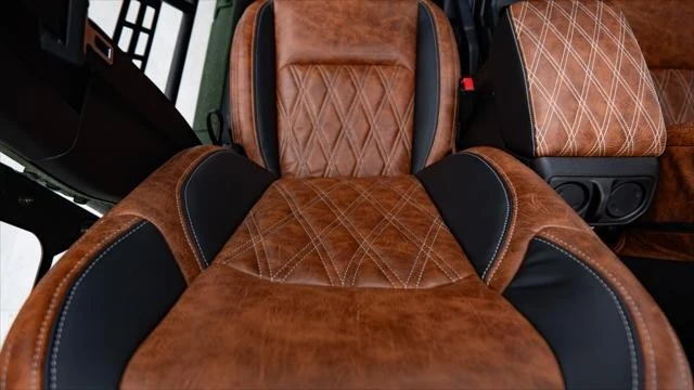 2026 Jeep JL Wrangler - Image 19 of 31
