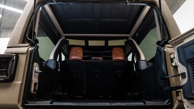 2026 Jeep JL Wrangler - Image 17 of 31
