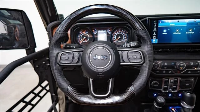 2026 Jeep JL Wrangler - Image 15 of 20