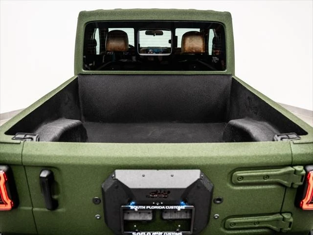 2026 Jeep Wrangler - Image 15 of 31