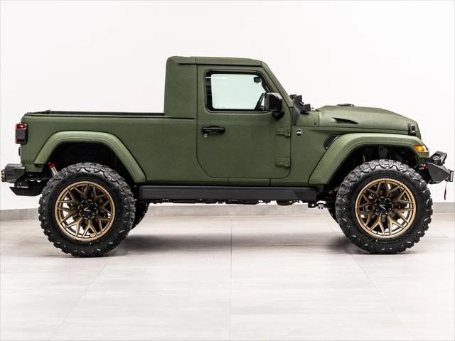 2026 Jeep Wrangler - Image 11 of 31