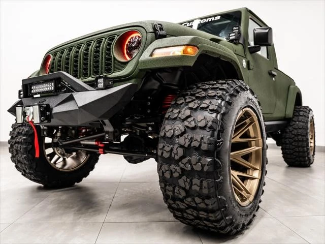 2026 Jeep Wrangler - Image 23 of 31
