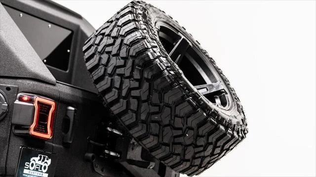 2026 Jeep JL Wrangler - Image 13 of 31