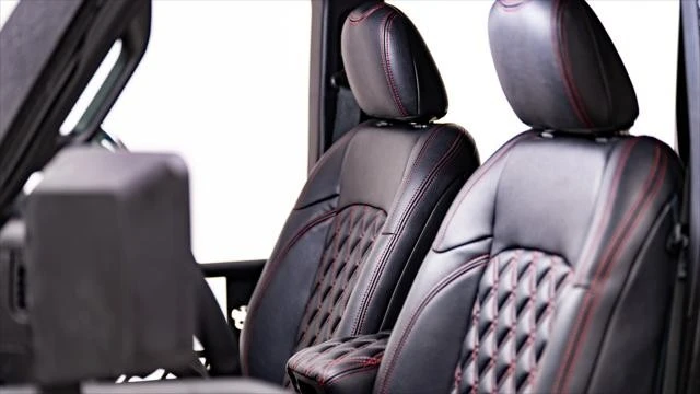 2026 Jeep JL Wrangler - Image 25 of 31