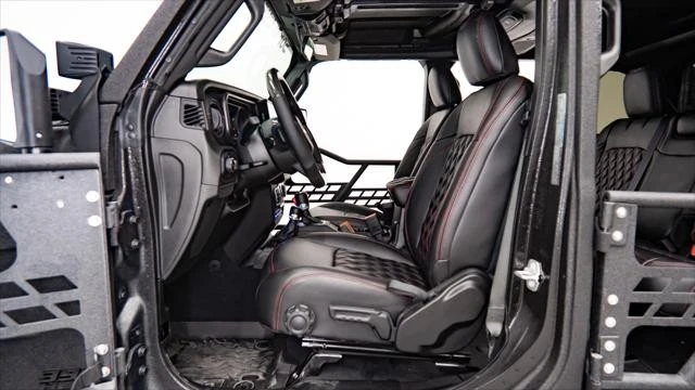 2026 Jeep JL Wrangler - Image 17 of 31