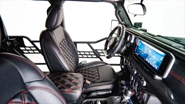 2026 Jeep JL Wrangler - Image 27 of 31