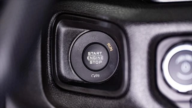 2026 Jeep JL Wrangler - Image 22 of 31