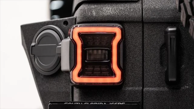 2026 Jeep JL Wrangler - Image 14 of 31