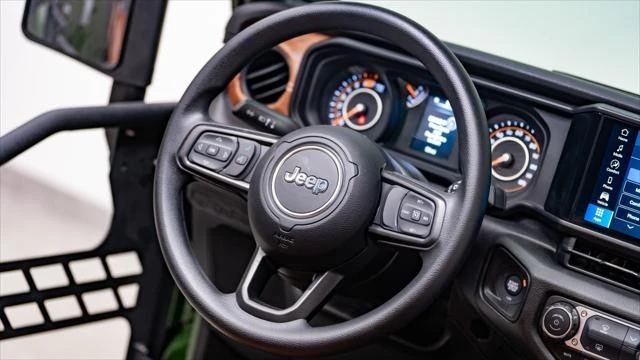 2026 Jeep JL Wrangler - Image 26 of 31