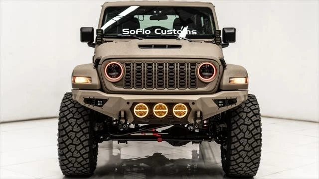 2026 Jeep JL Wrangler - Image 15 of 25