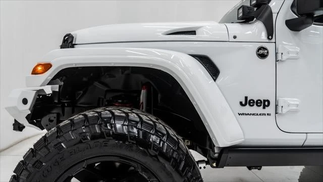 2026 Jeep JL Wrangler - Image 14 of 21