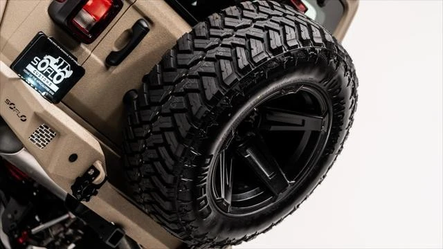 2026 Jeep JL Wrangler - Image 12 of 31