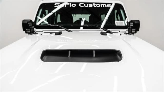 2026 Jeep JL Wrangler - Image 17 of 21