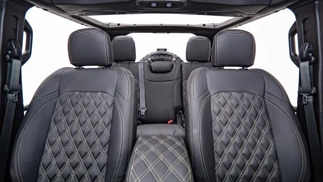 2026 Jeep JL Wrangler - Image 3 of 31