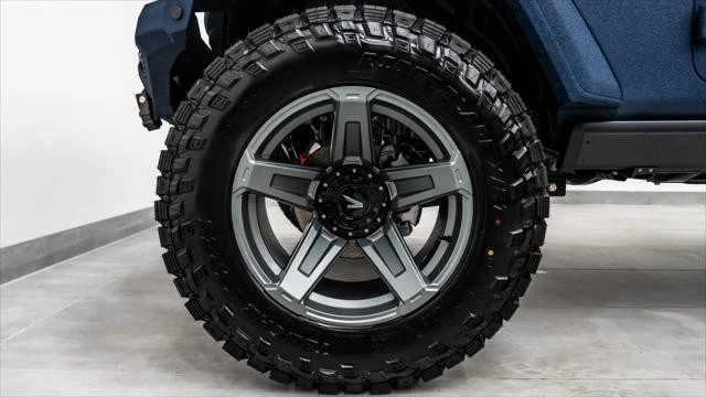 2026 Jeep JL Wrangler - Image 14 of 21