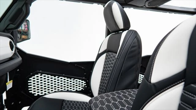 2026 Jeep JL Wrangler - Image 30 of 31