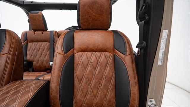 2026 Jeep JL Wrangler - Image 3 of 21