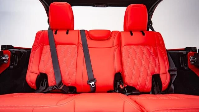 2026 Jeep JL Wrangler - Image 17 of 31