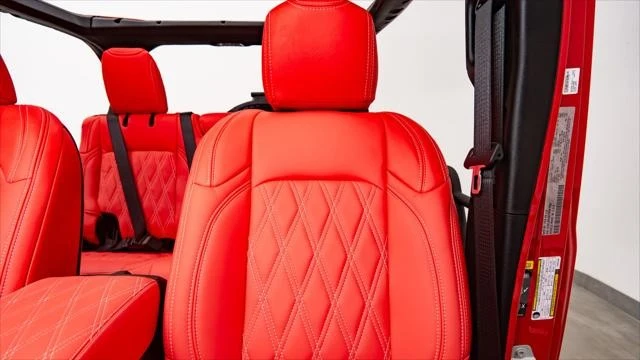 2026 Jeep JL Wrangler - Image 23 of 31