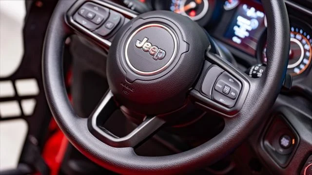 2026 Jeep JL Wrangler - Image 27 of 31