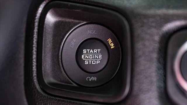 2026 Jeep JL Wrangler - Image 25 of 31