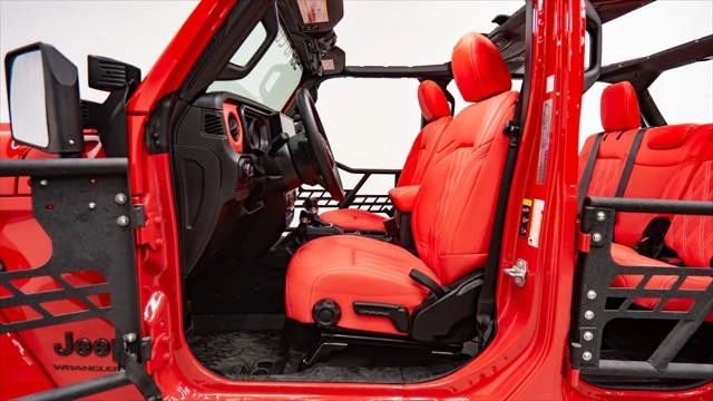 2026 Jeep JL Wrangler - Image 24 of 31