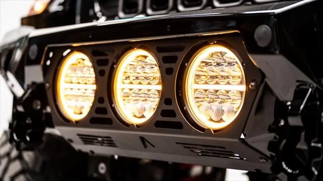 2026 Jeep JL Wrangler - Image 27 of 31